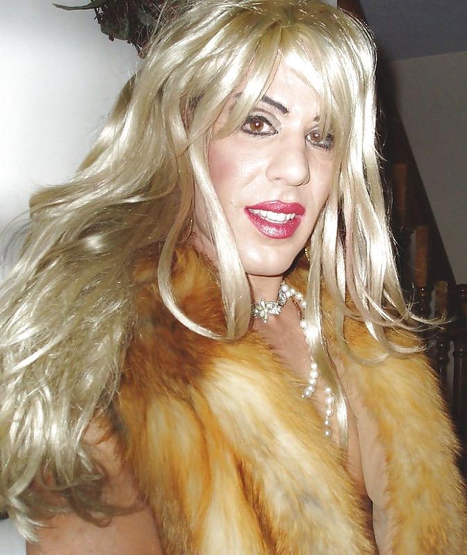 25P Fur fetish