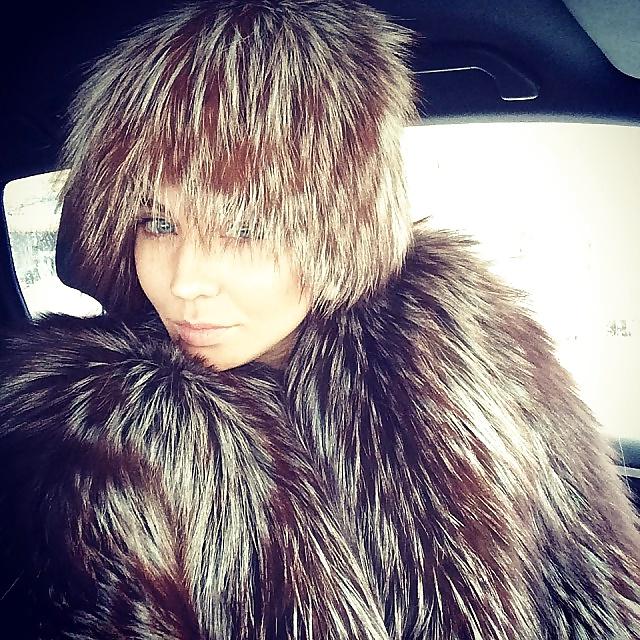 25P Fur fetish