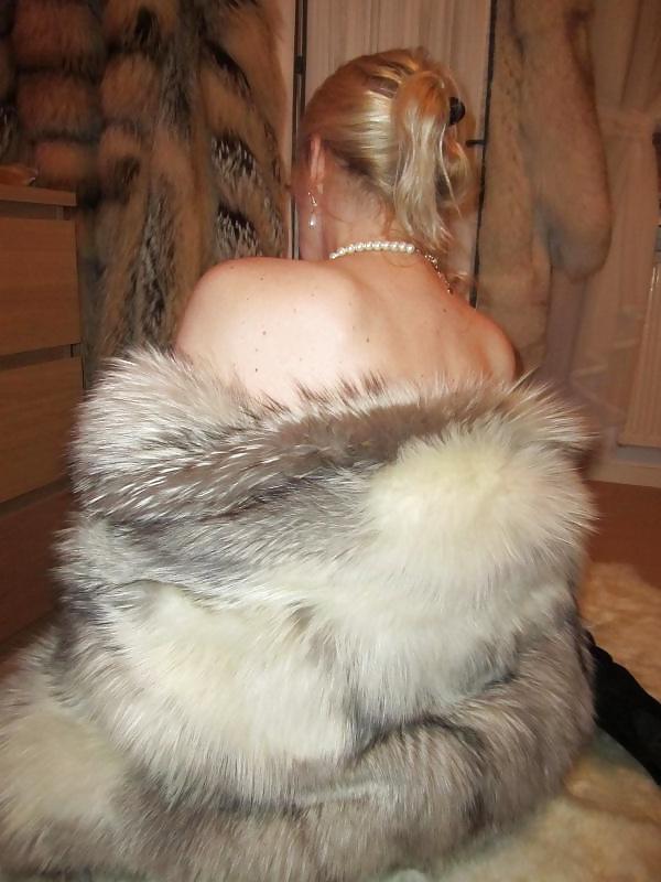 25P Fur fetish