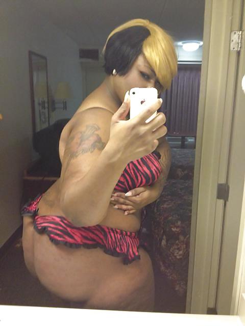9P Yummy Black Trannies 6
