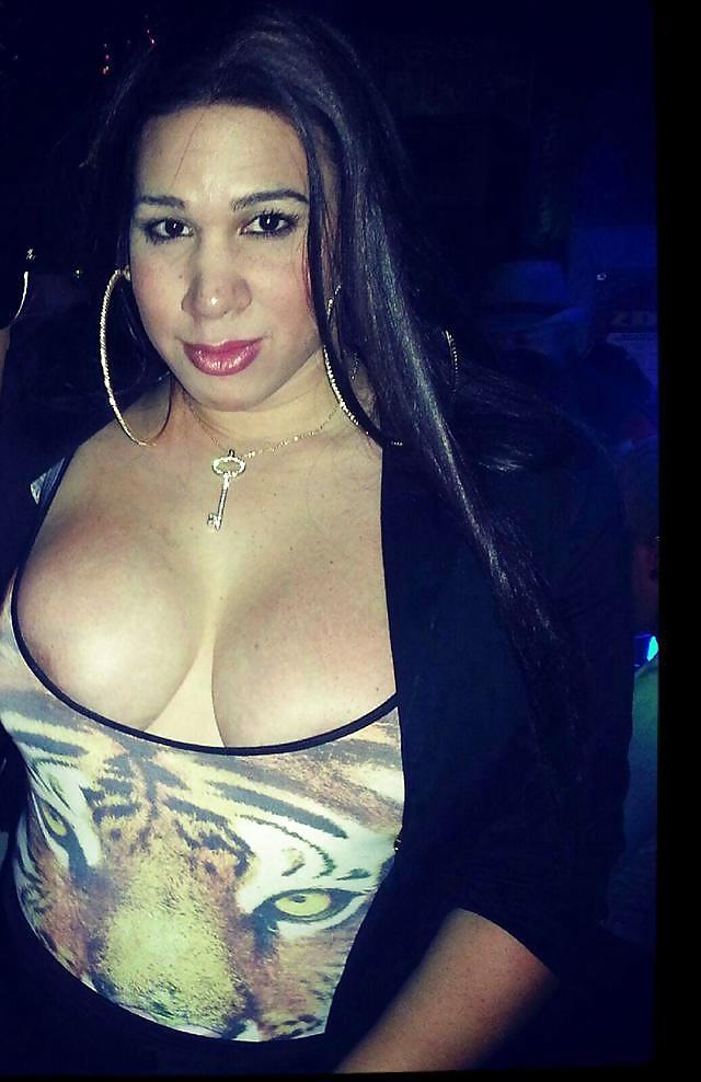 9P Yummy Black Trannies 6