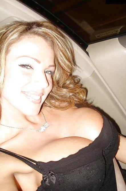 20P Deep Cleavage 9