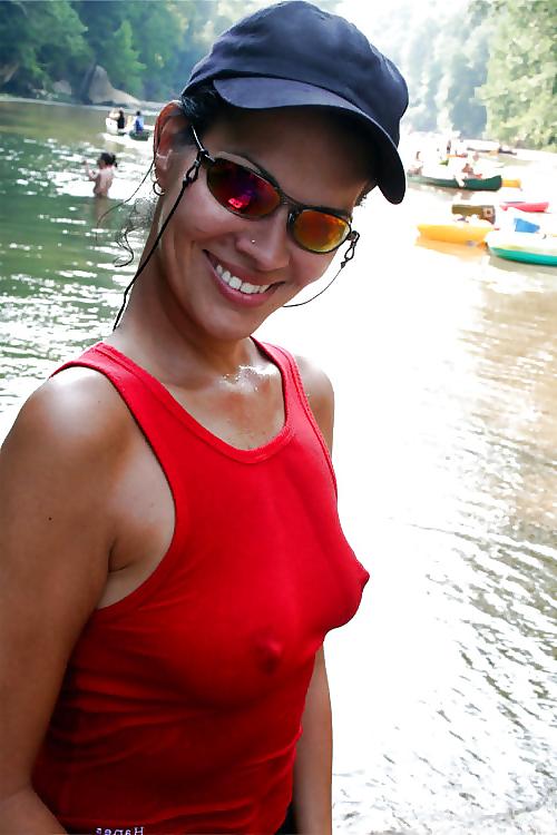 25P Erected nipples through blouse (3)