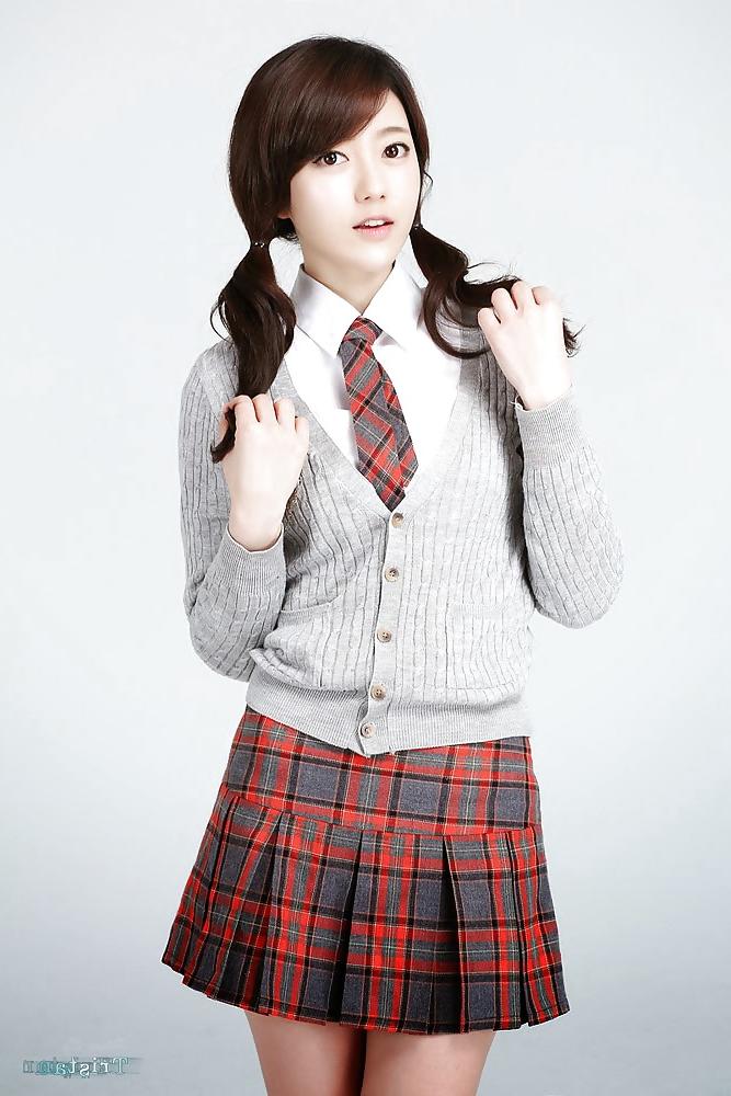 14P Korean models fappables #1