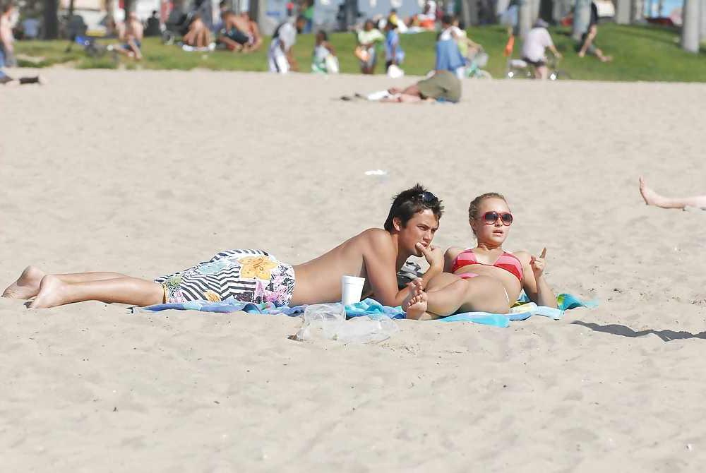25P Hayden Panettiere in a Very Tight Red Stripped Bikini