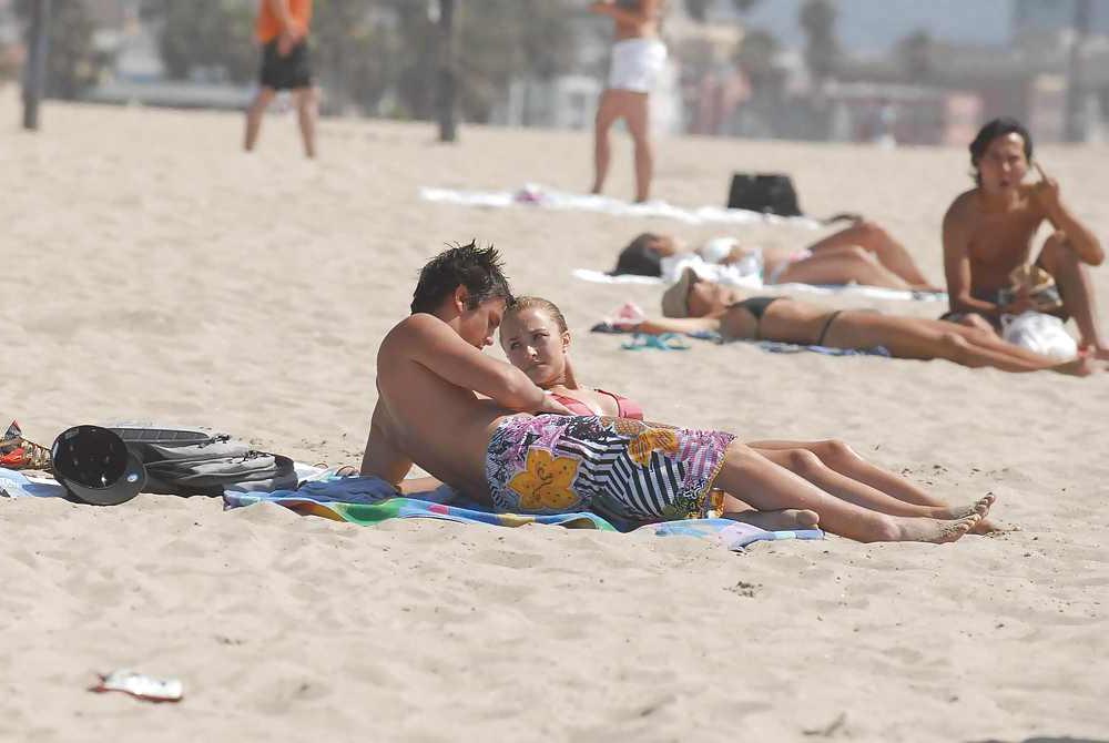 25P Hayden Panettiere in a Very Tight Red Stripped Bikini