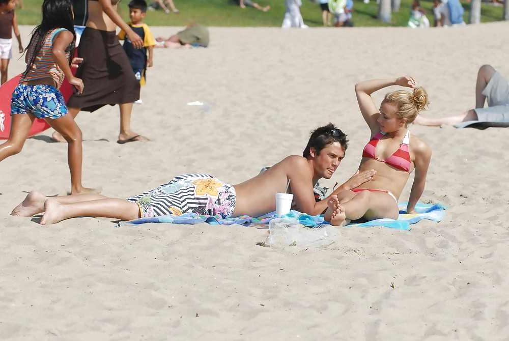 25P Hayden Panettiere in a Very Tight Red Stripped Bikini