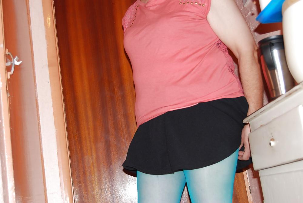 17P C D Maid in the Kitchen 2