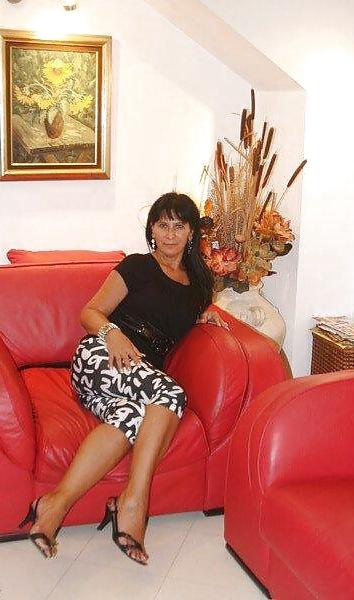 21P Balck Hair Serbian Milf
