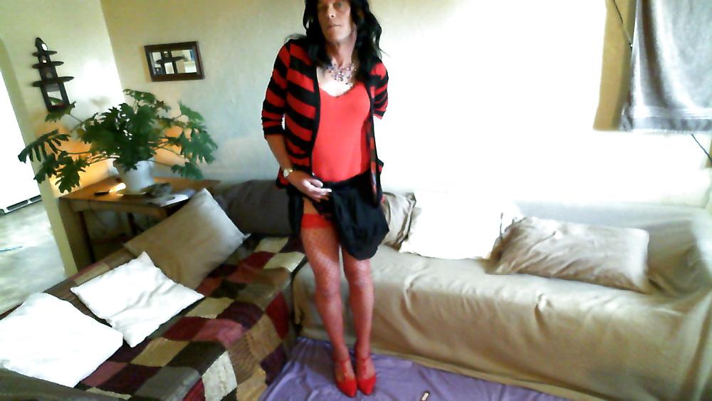 14P Lisa Love in red