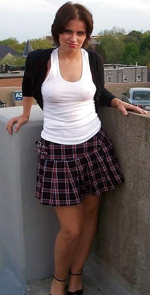 18P See thru tops and nipple poke