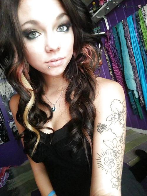 25P TATTOOS DANCING THROUGH MY HEAD...4