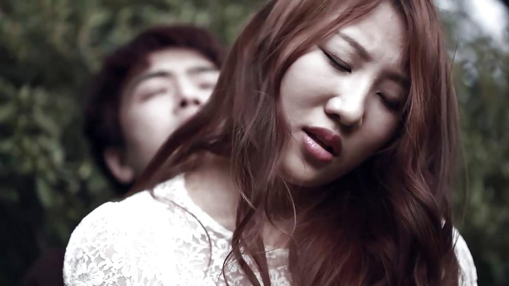 25P Korean girl fucked in public