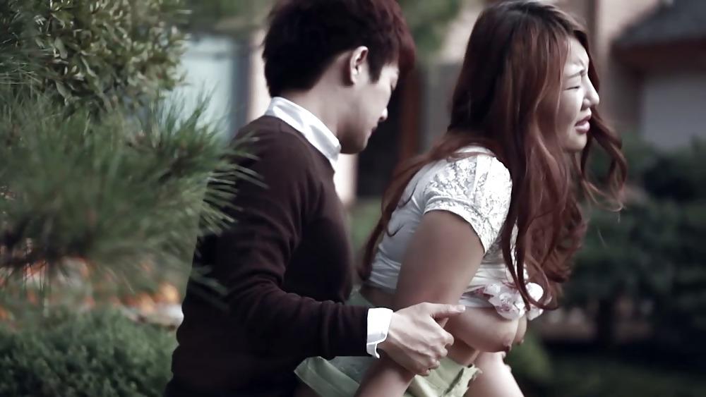 25P Korean girl fucked in public