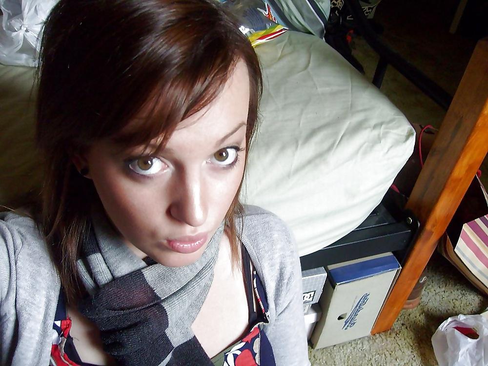 25P The most famous girls on the net 15