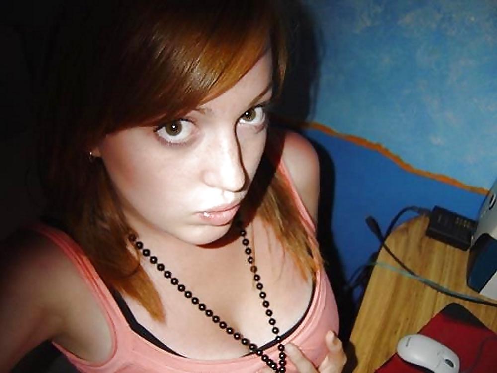 25P The most famous girls on the net 15