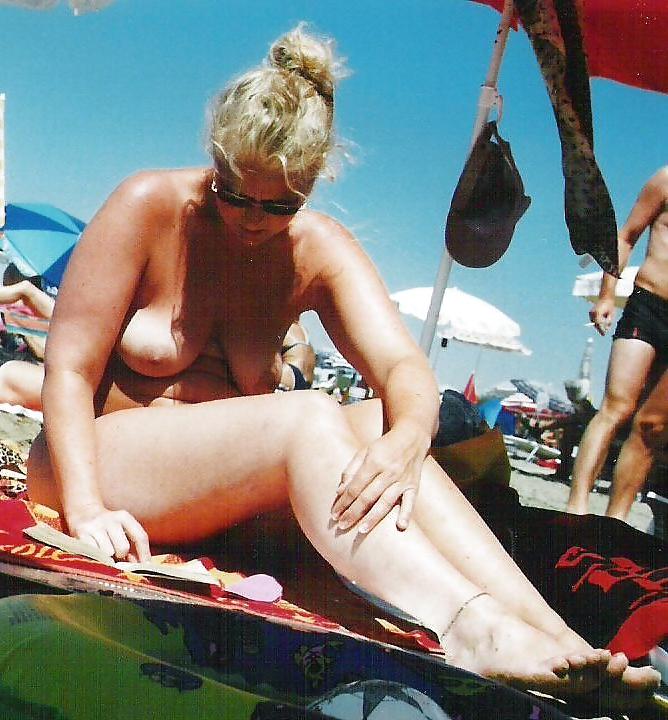 9P Danish mature lady