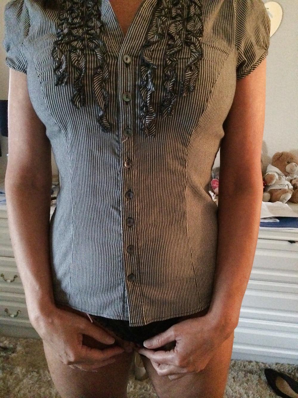 7P Tryd on an old blouse does it still fit? or a little tight?