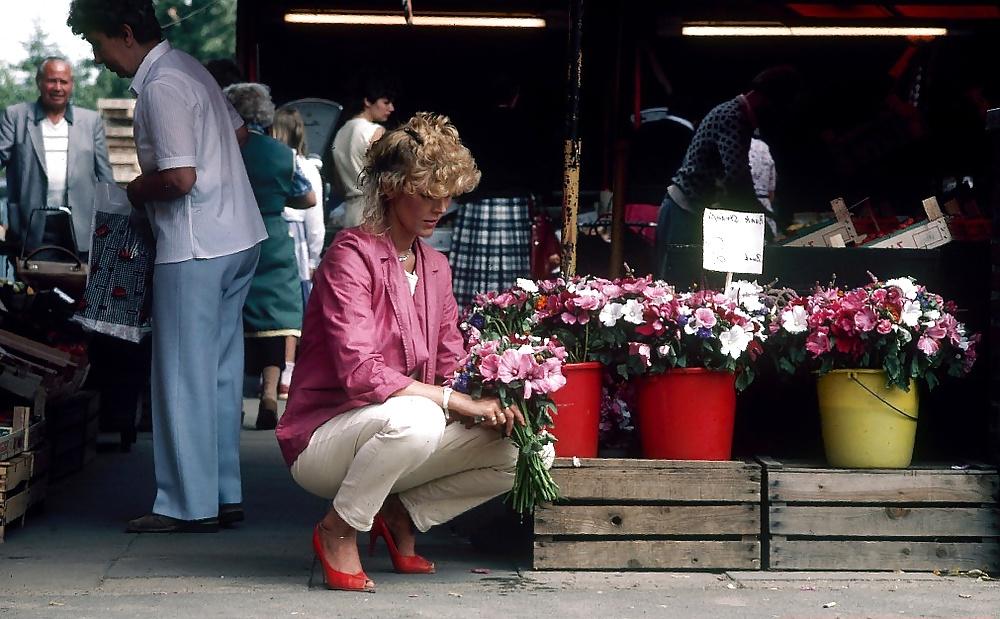 15P Give flowers