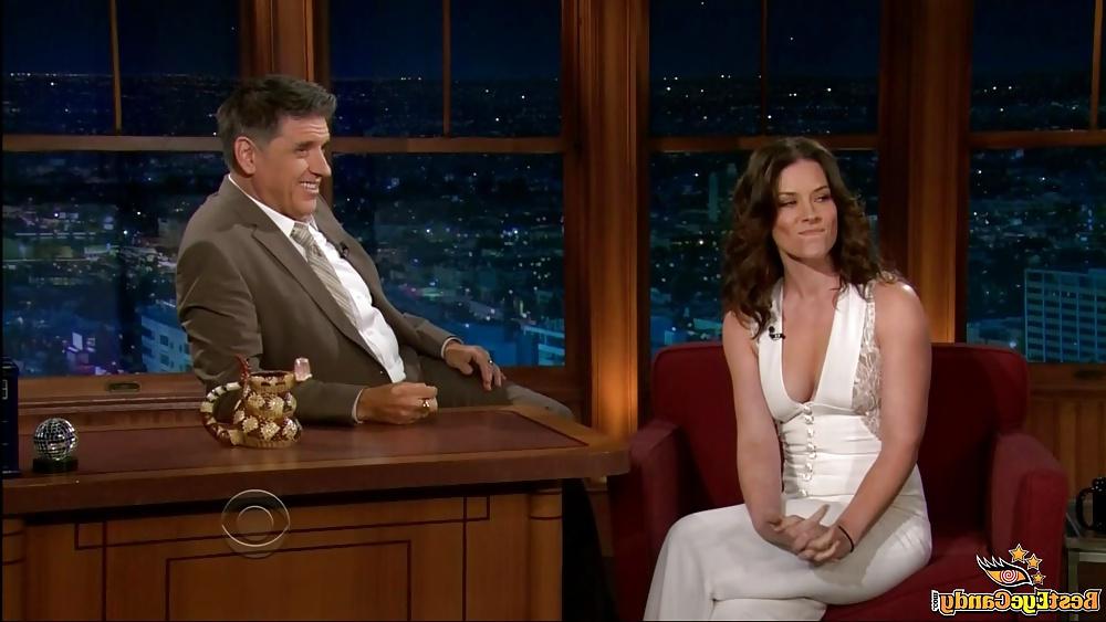 24P Evangeline Lilly HOT in WHITE OVERALL