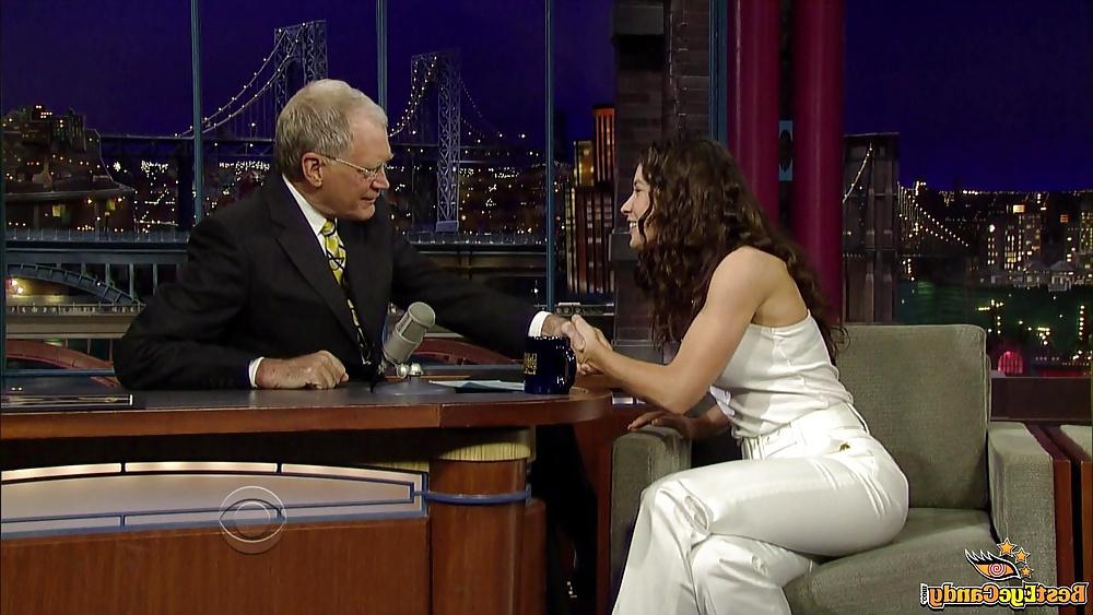 24P Evangeline Lilly HOT in WHITE OVERALL