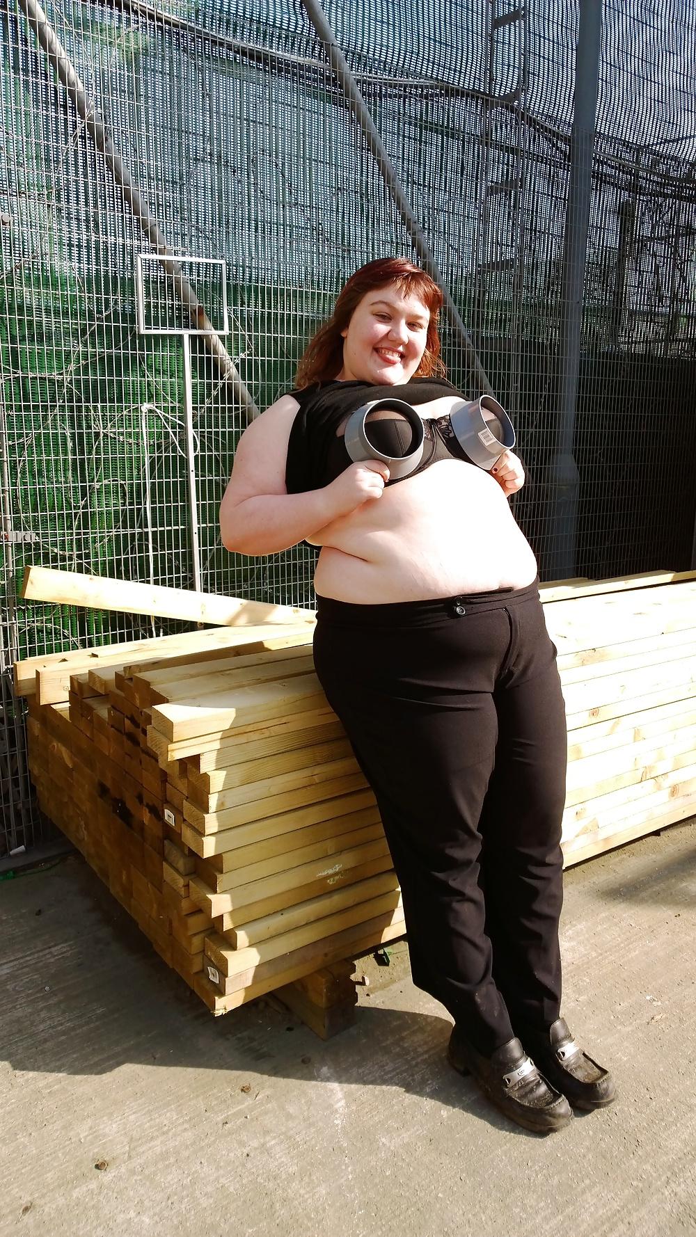 22P Tim Tess 21 Hairy BBW - Out and About, self and pet Training