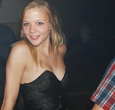25P Danish teens-163-164-party cleavage body tequila 
