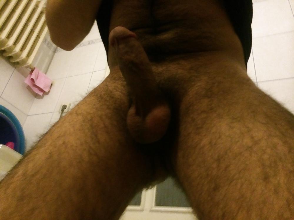 9P Hairy Turkish Man