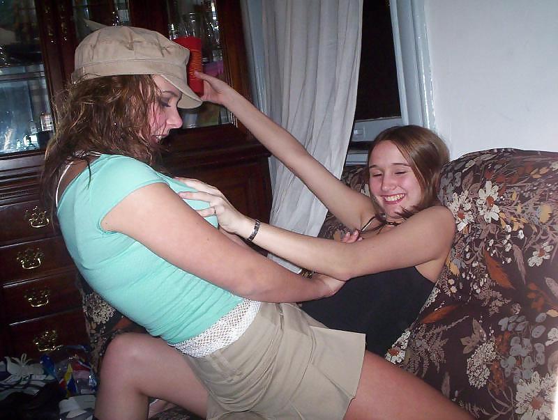24P Girls Kissing Girls 10