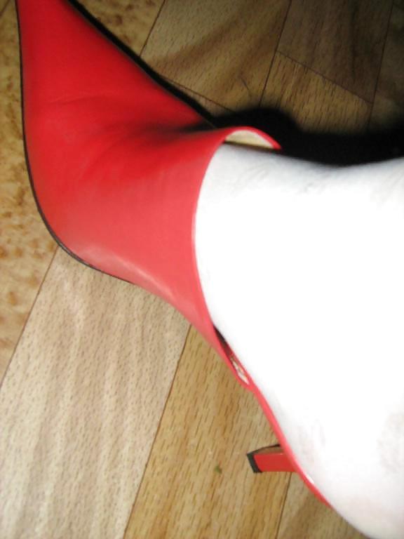 25P Red Mules I