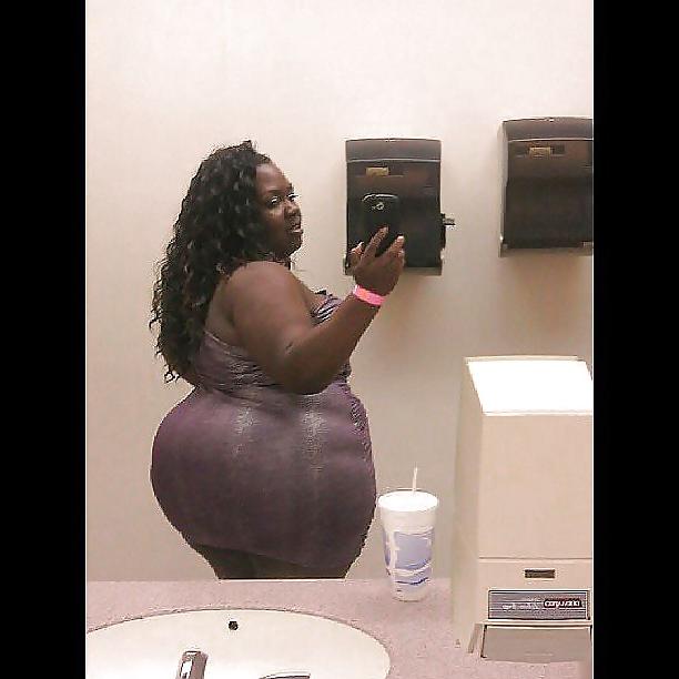 17P HUGE BIG HIPS AND ASS BBW'S!!