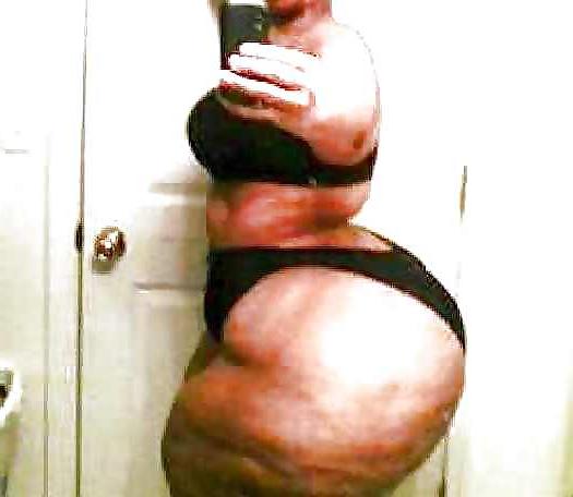 17P HUGE BIG HIPS AND ASS BBW'S!!