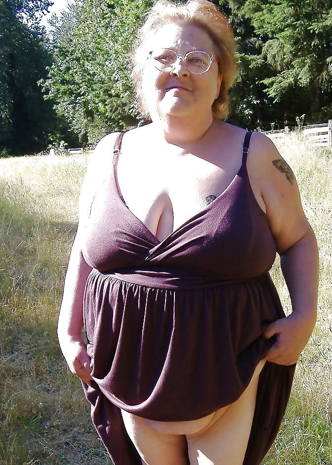 25P Grannies BBW Matures #57
