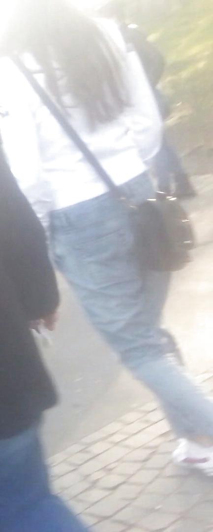24P Spy parck feet and ass romanian