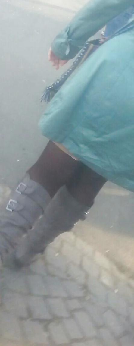 24P Spy parck feet and ass romanian