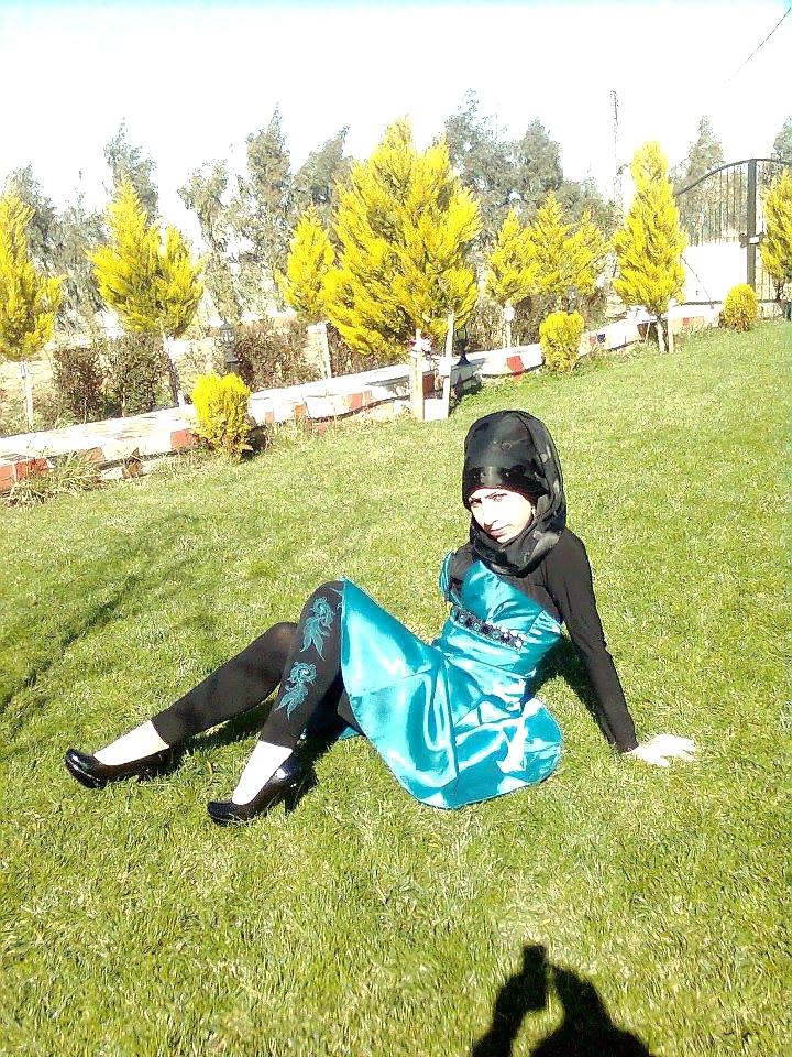 25P Hot Middle-Eastern girls - Hijab Fetish