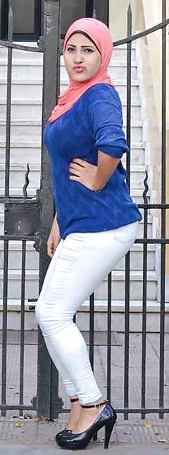 25P Hot Middle-Eastern girls - Hijab Fetish