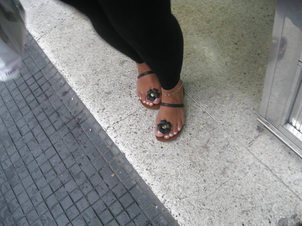 25P Street feet