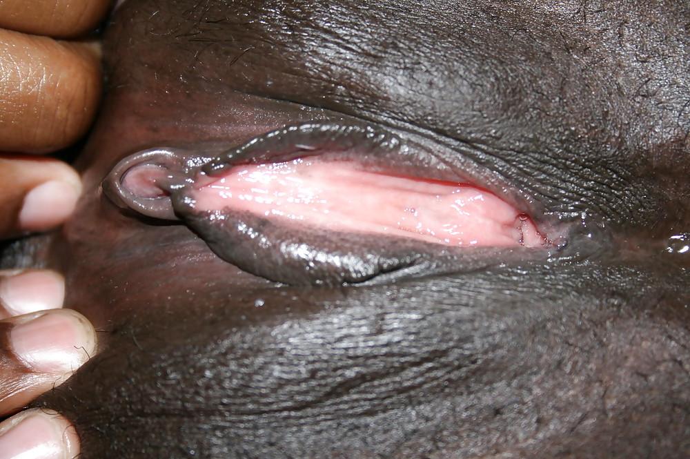 20P Black Babe Close ups