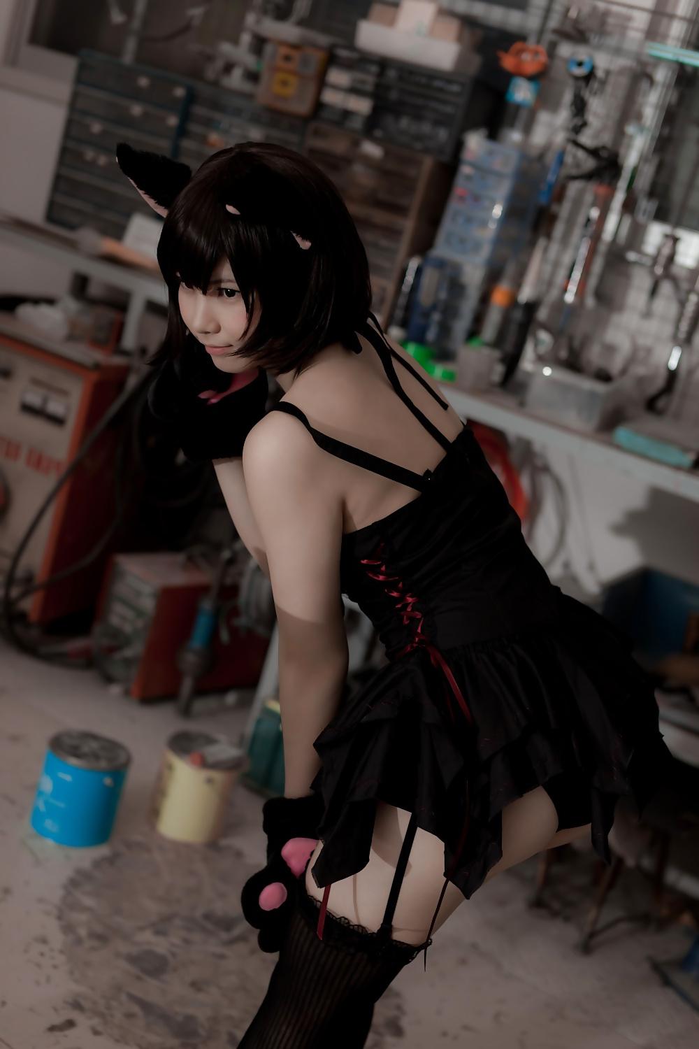 24P Asian Cosplay in black 1