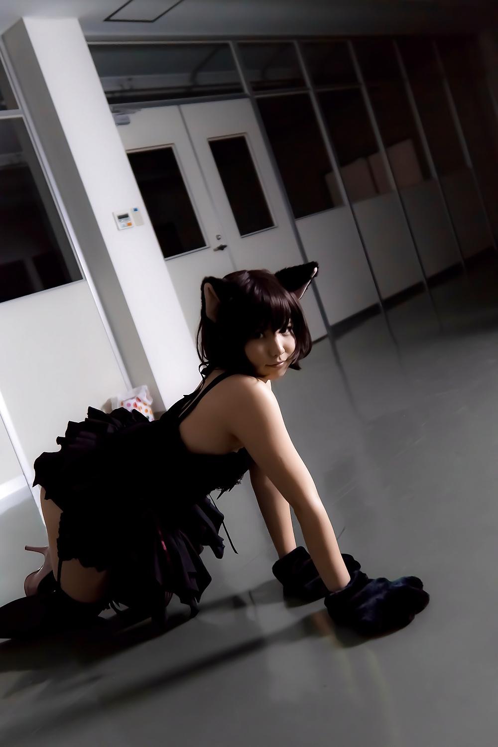 24P Asian Cosplay in black 1