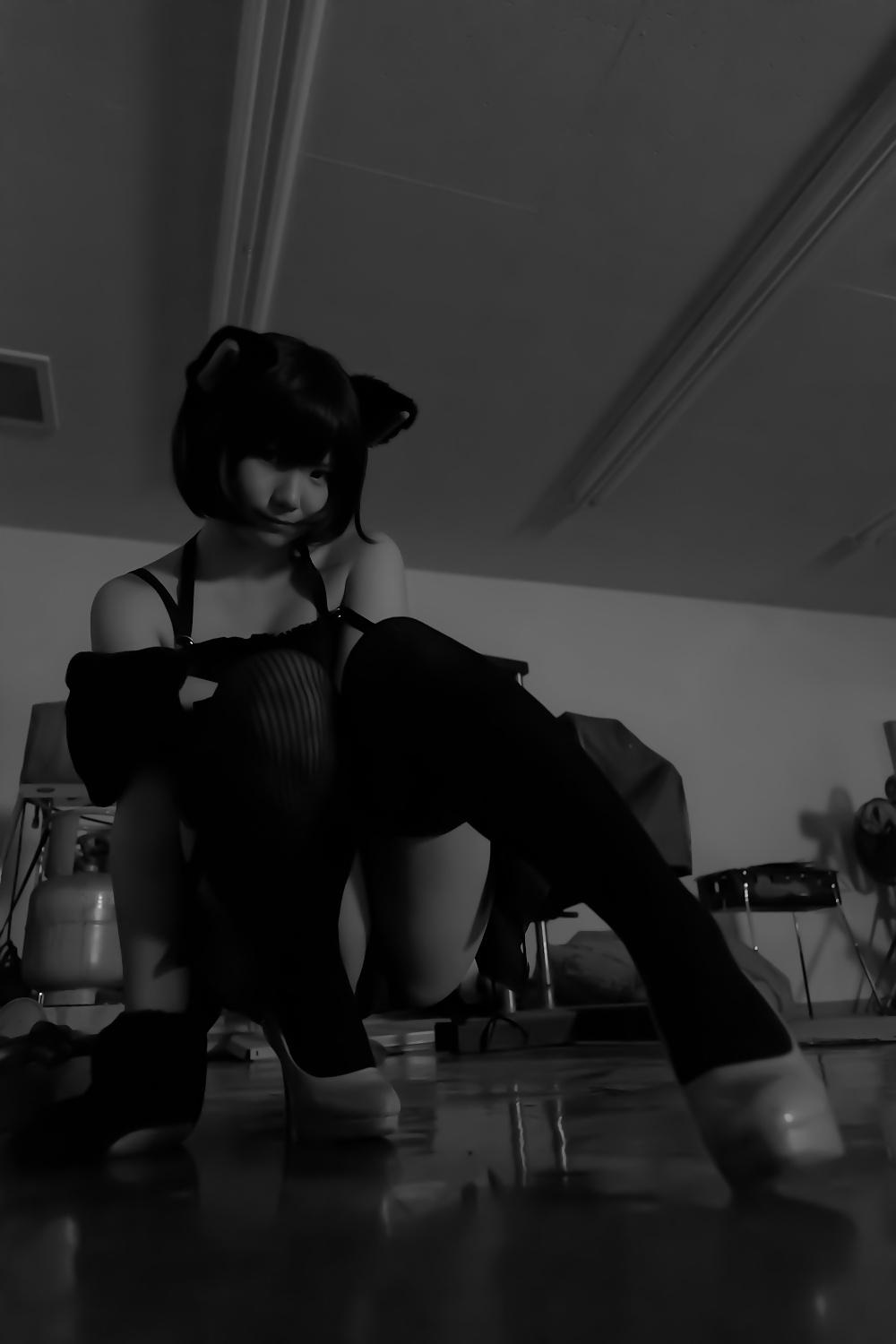 24P Asian Cosplay in black 1