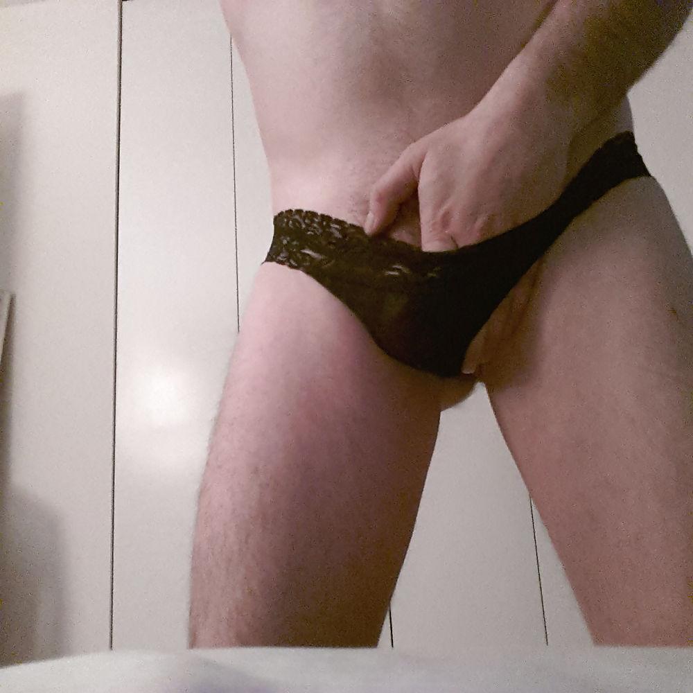 15P Black Lace Thong