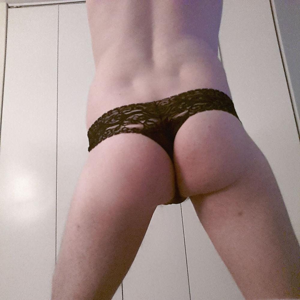 15P Black Lace Thong