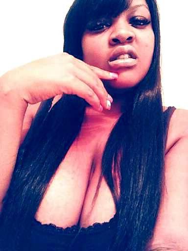 10P Sexy black girls from facebook