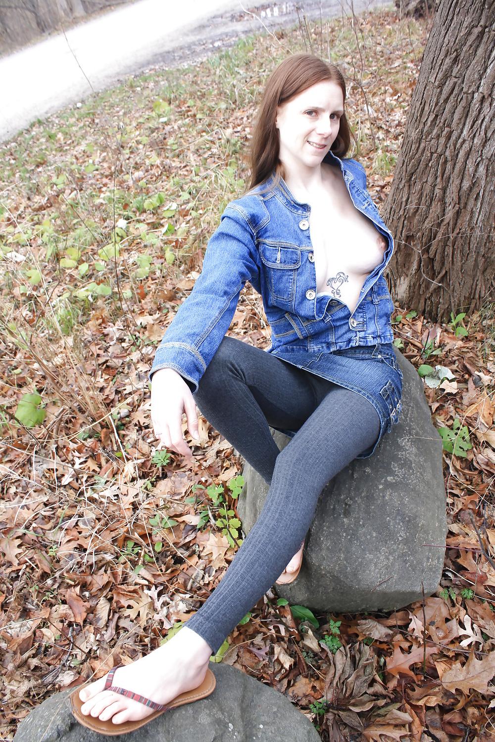 17P Down Blouse and Nipple Slip