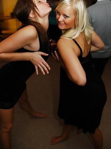 23P Danish teens -25-dildoes upskirt party cleavage 