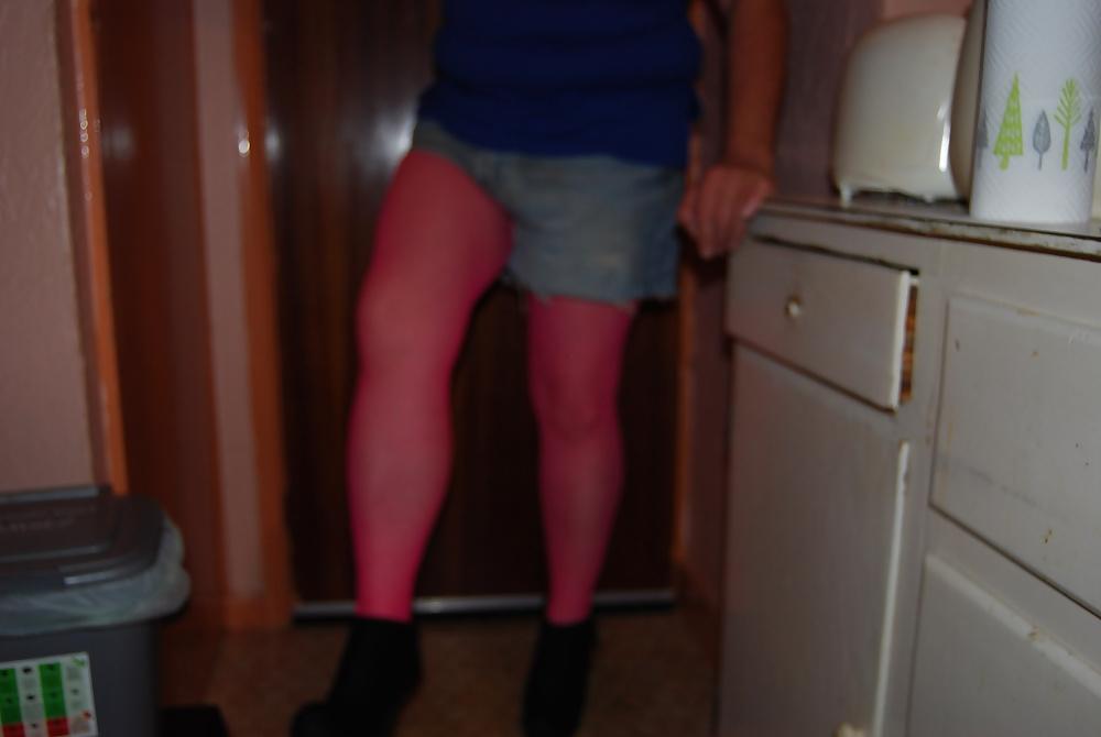10P Cd maid in the kitchen 2