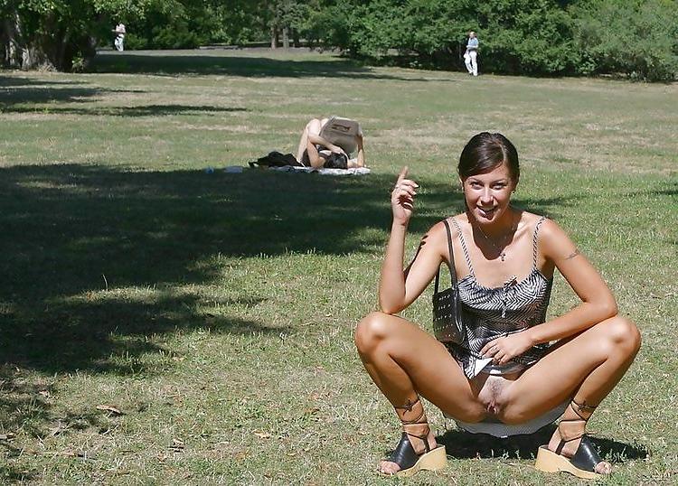 25P Flashing & Public Sex, Nudity