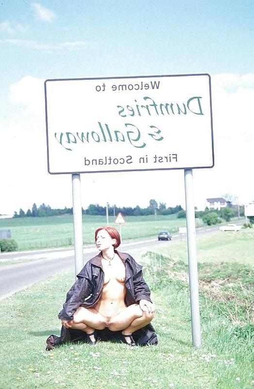 25P Flashing & Public Sex, Nudity